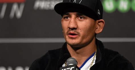 UFC 223: Tony Ferguson tears knee, Max Holloway to fight .